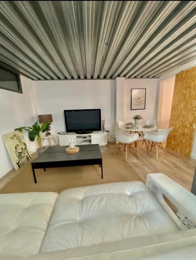 Loft Alameda En Sevilla Bagian luar foto